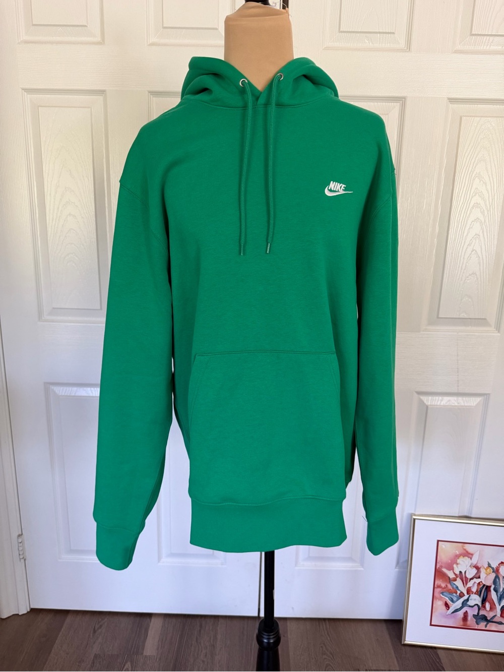 Nike Men's Green Pullover Hoodie with White Logo